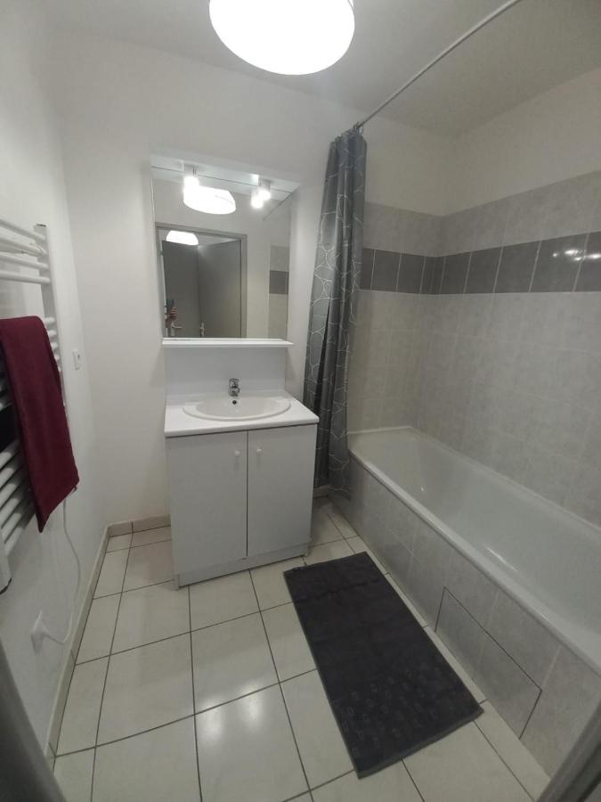 Appartamento superbe T2 avec parking privé Agen Esterno foto