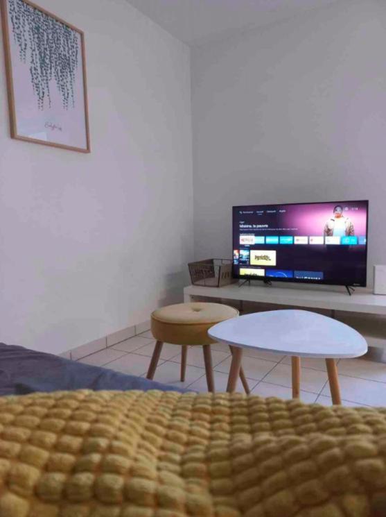 Appartamento superbe T2 avec parking privé Agen Esterno foto
